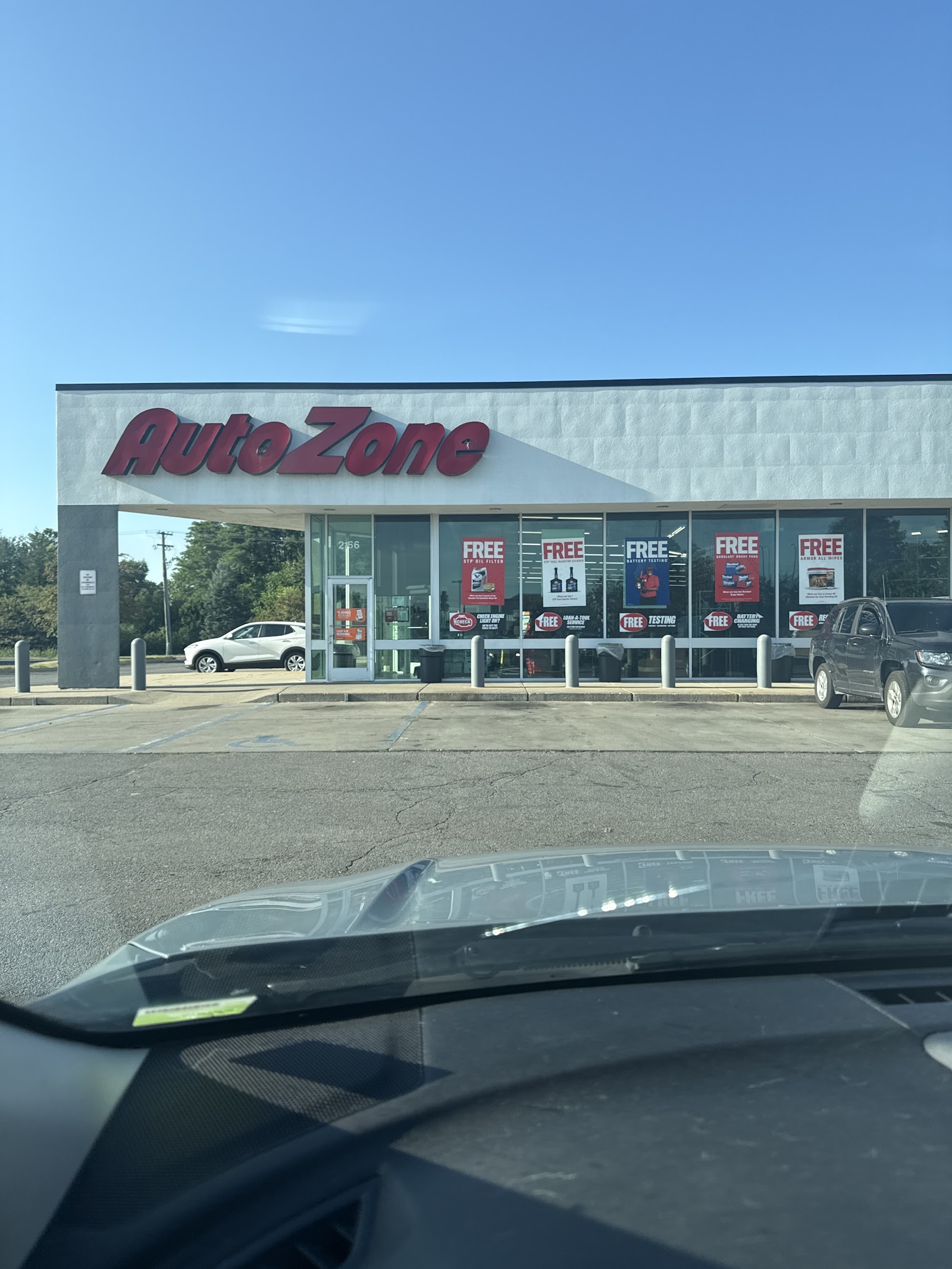 AutoZone Auto Parts — photo