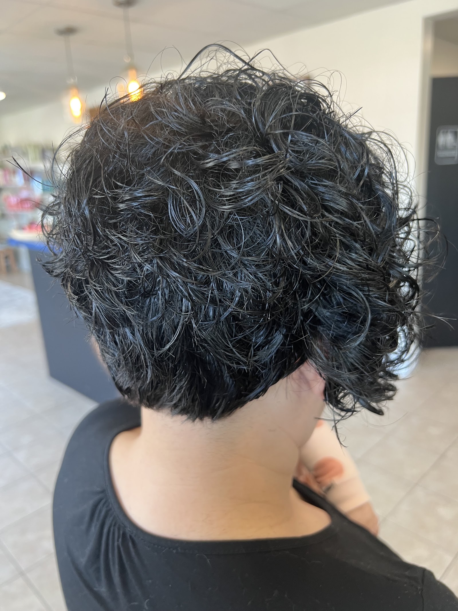 Blu Rok Salon in Battle Creek