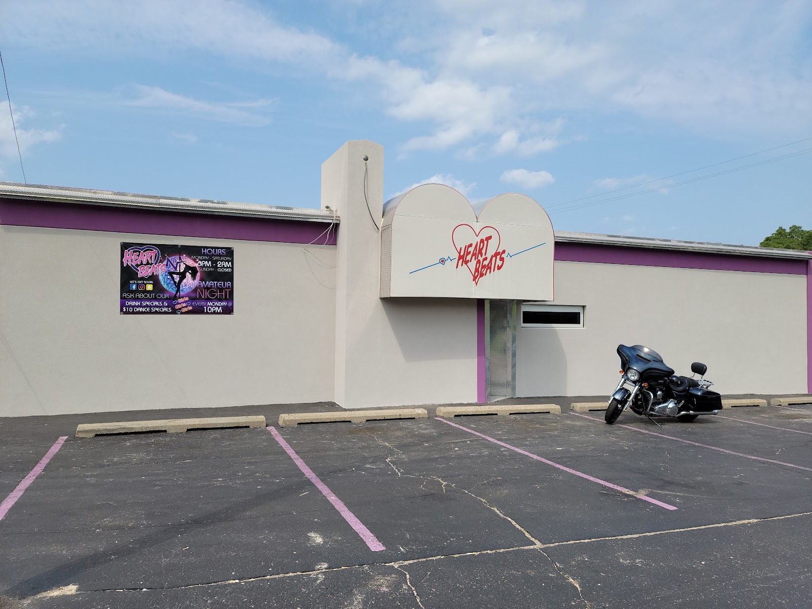 Heartbeats Exotic Nightclub in Springfield