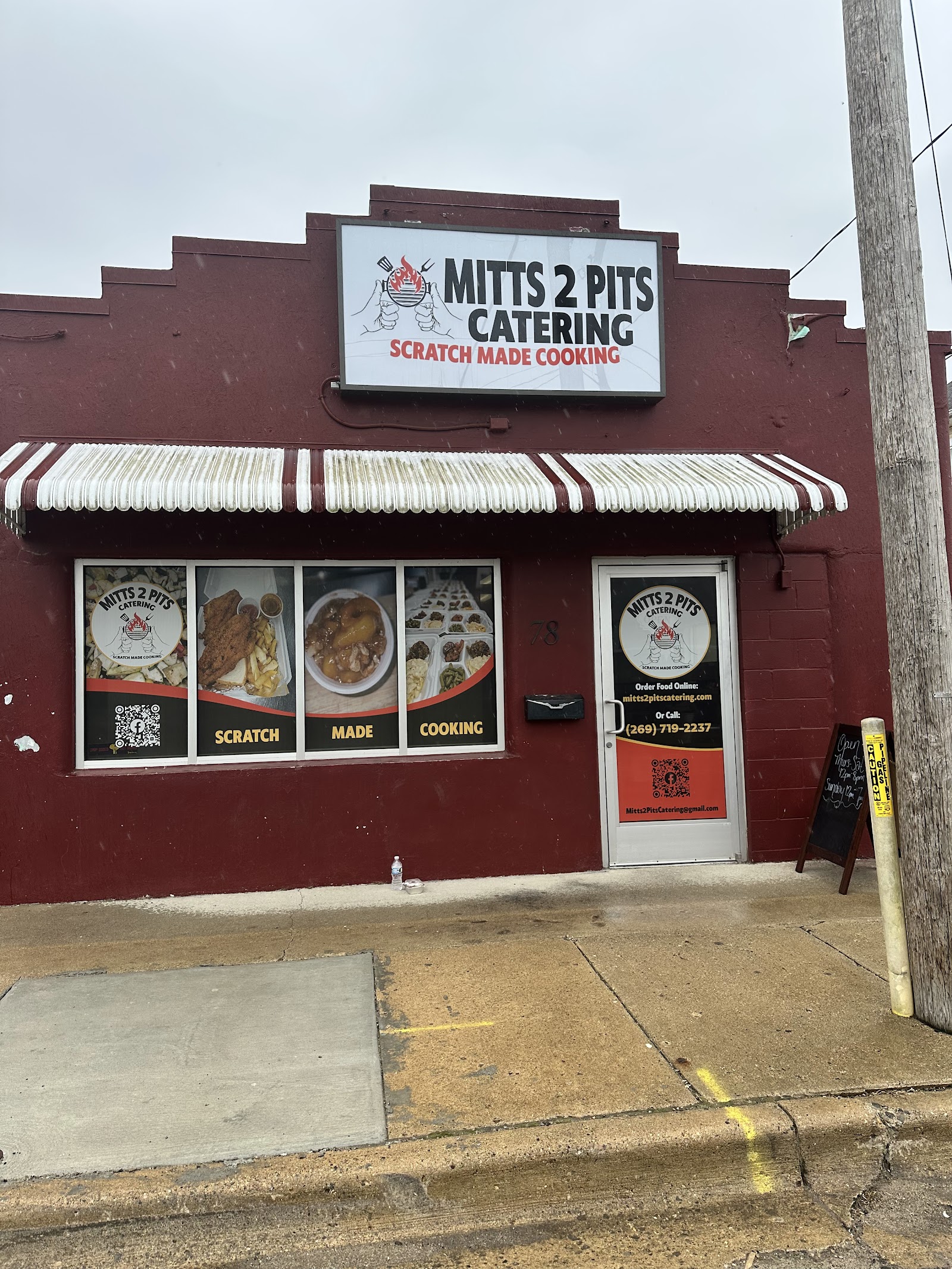 Mitts 2 Pits Catering in Battle Creek