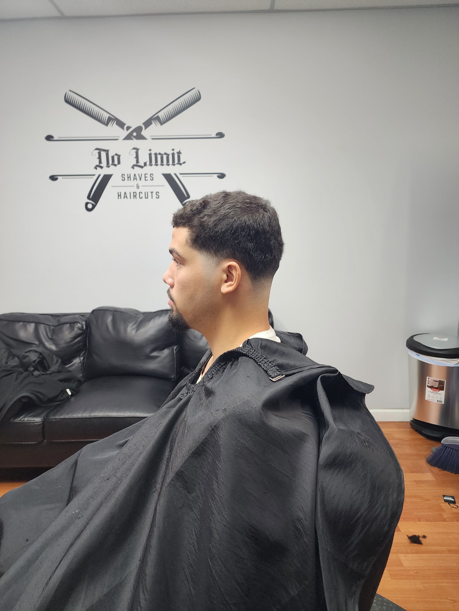 No Limit Barbershop in Battle Creek