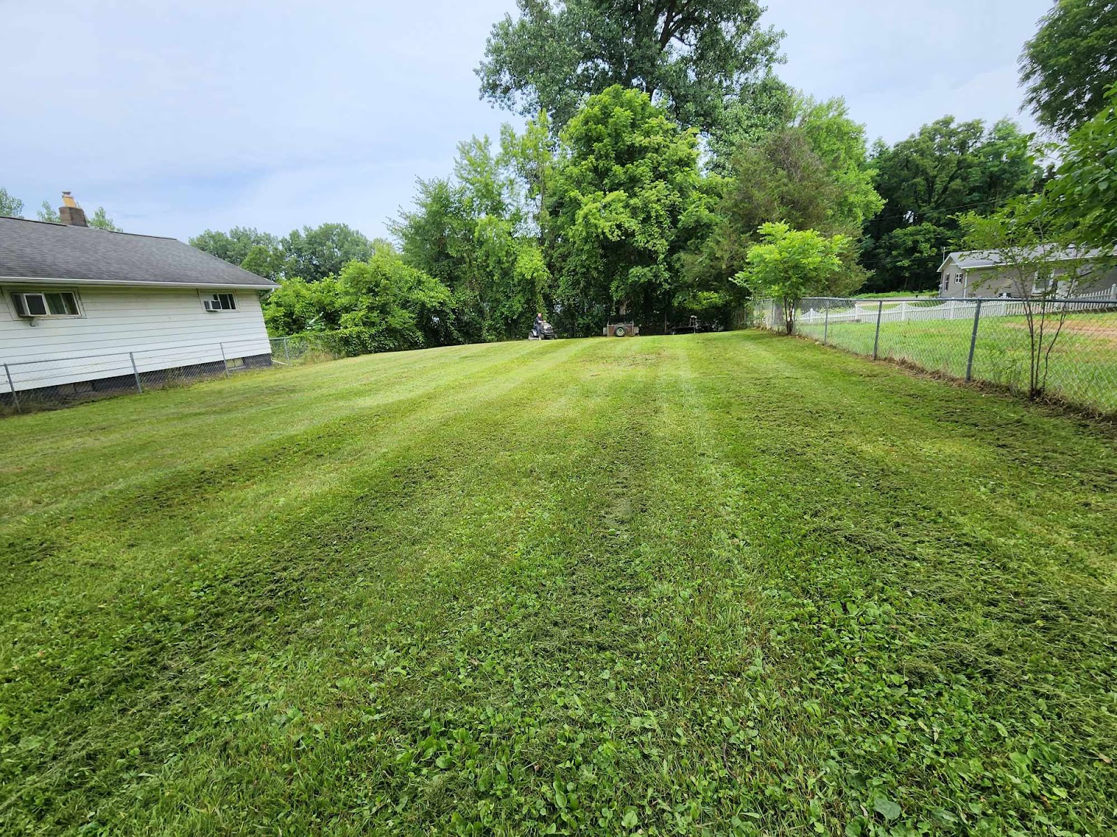 Sleeping Fox L.L.C. Lawncare Maintenance — photo